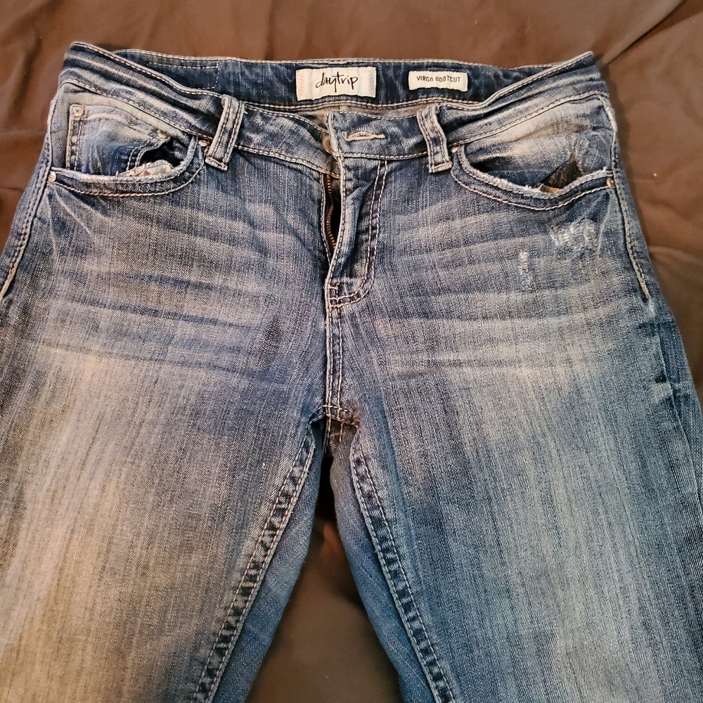 Buckle Jeans